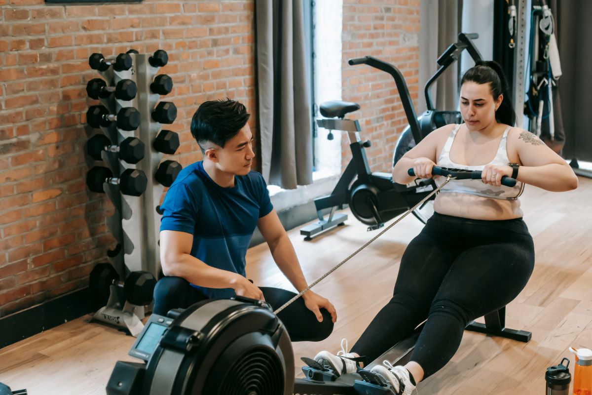 How to Use a Rowing Machine (Beginner's Workout)